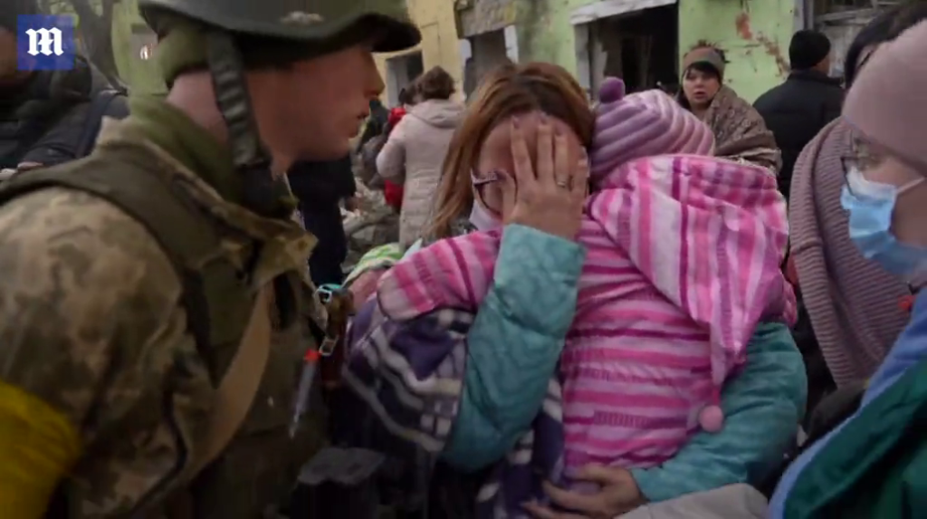 Angriff Mariupol Kinderspital junger soldat